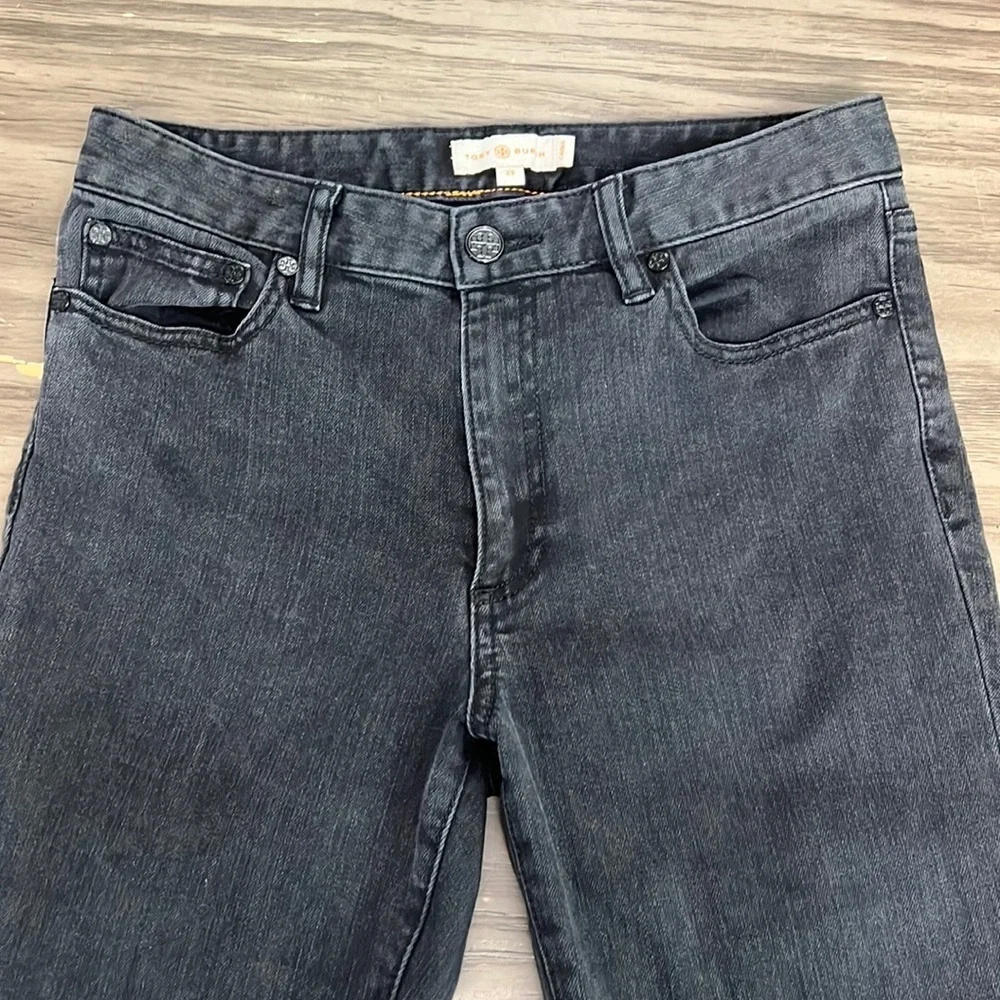 TORY BURCH BLACK STRAIGHT LEG JEANS SIZE 29